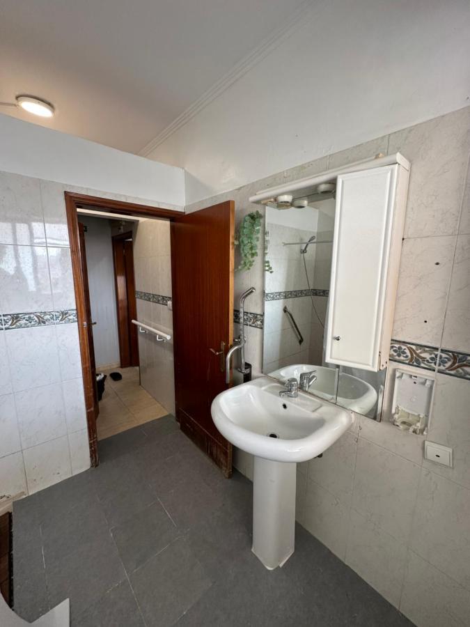 Appartamento Guest In Ninho Lisbona Esterno foto