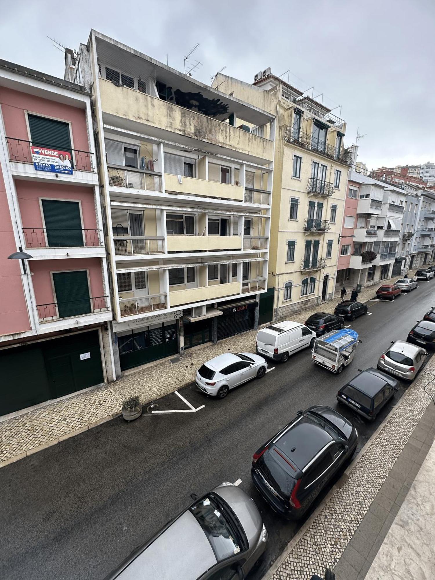 Appartamento Guest In Ninho Lisbona Esterno foto